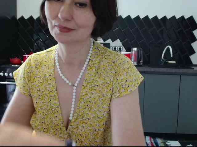 ANGELALADI webcam