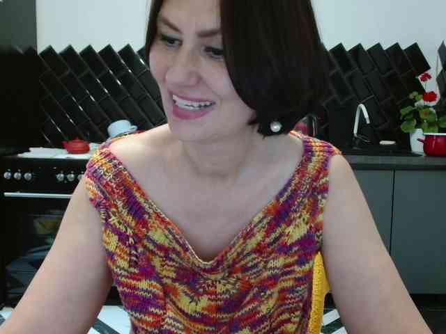 ANGELALADI webcam