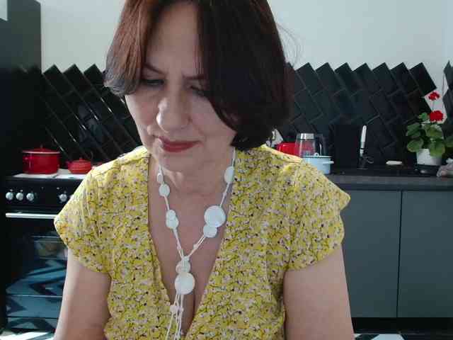 ANGELALADI webcam