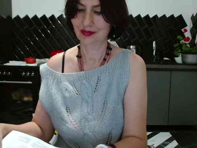 ANGELALADI webcam