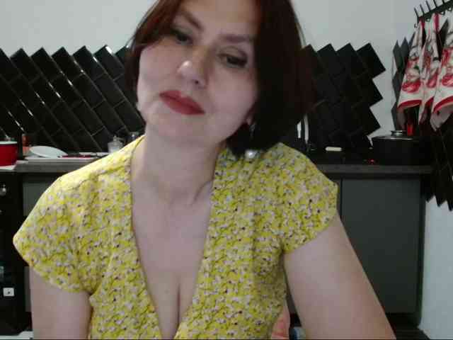 ANGELALADI webcam