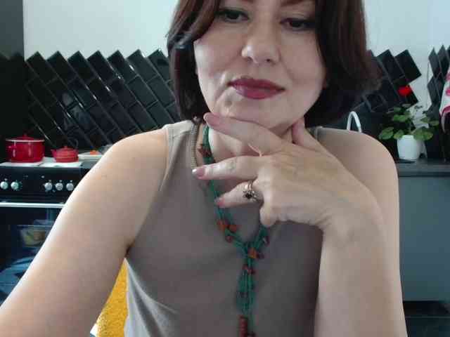 ANGELALADI webcam