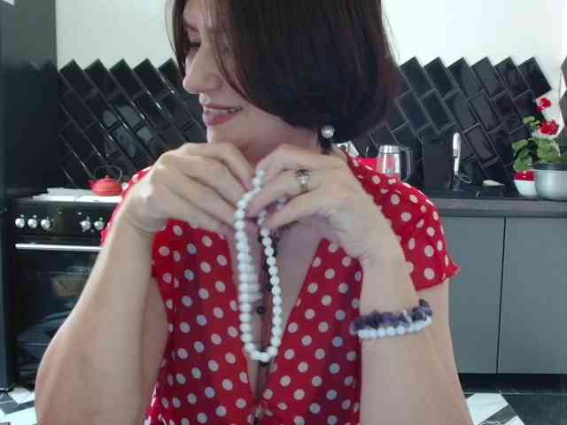 ANGELALADI webcam