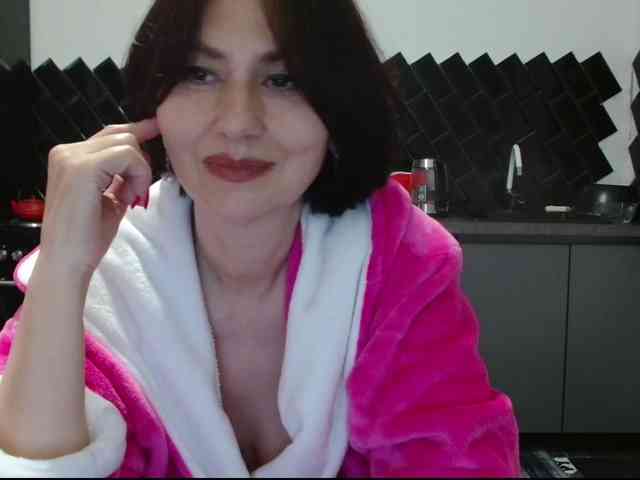 ANGELALADI