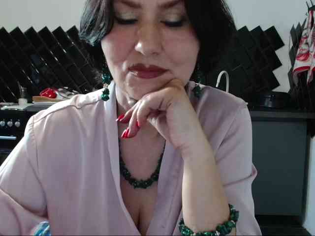ANGELALADI