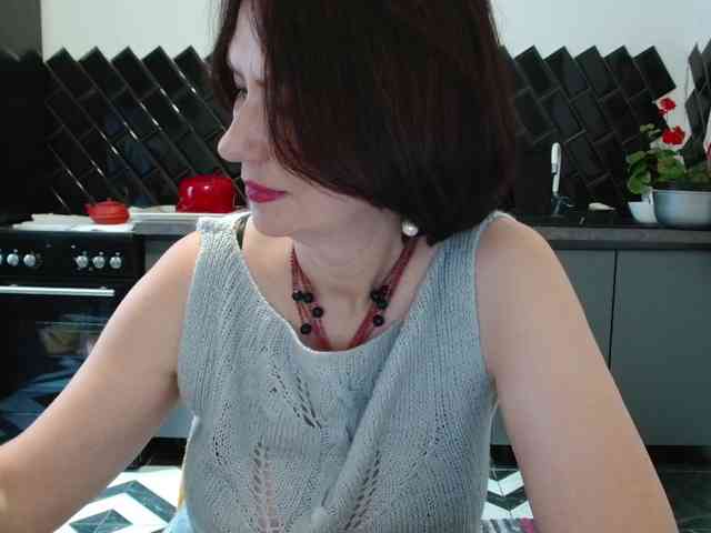 ANGELALADI webcam