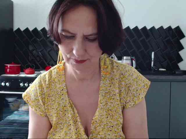 ANGELALADI webcam