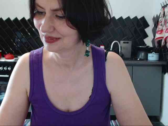 ANGELALADI webcam