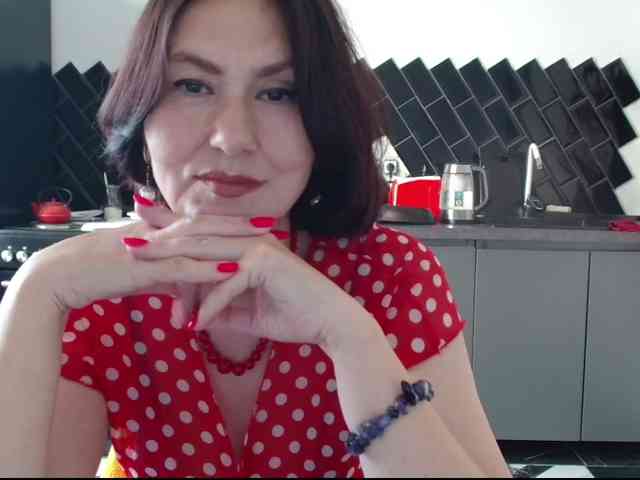 ANGELALADI webcam