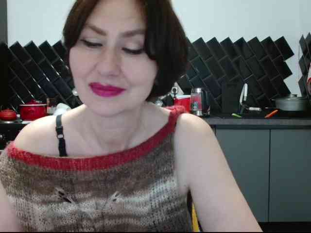 ANGELALADI