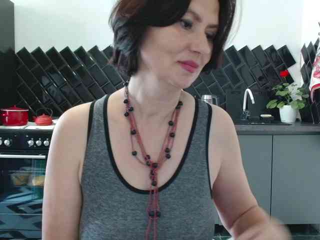 ANGELALADI webcam
