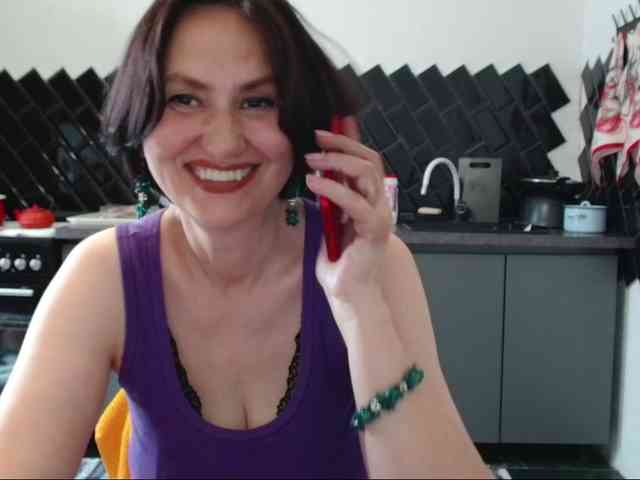 ANGELALADI webcam
