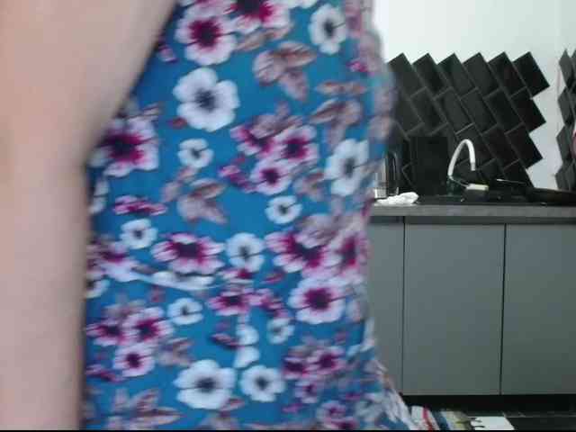 ANGELALADI webcam