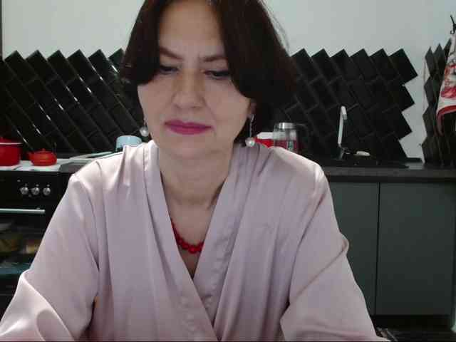 ANGELALADI