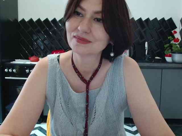 ANGELALADI