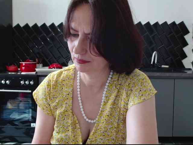 ANGELALADI webcam