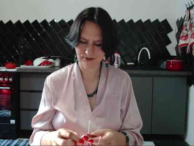 ANGELALADI
