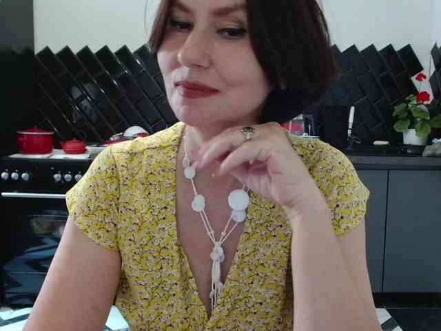 ANGELALADI