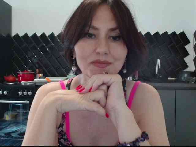 ANGELALADI
