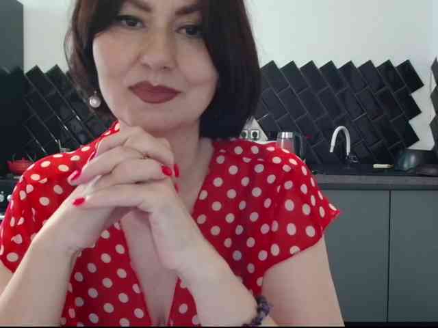 ANGELALADI webcam