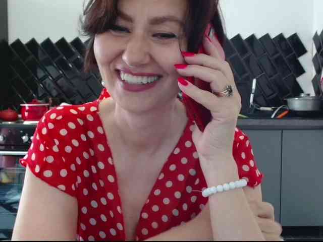 ANGELALADI webcam