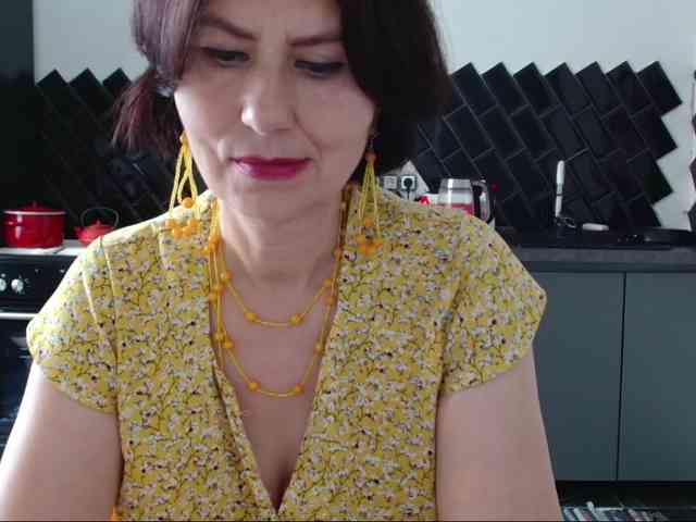 ANGELALADI webcam