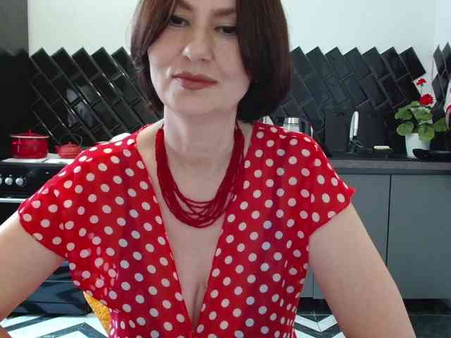 ANGELALADI webcam