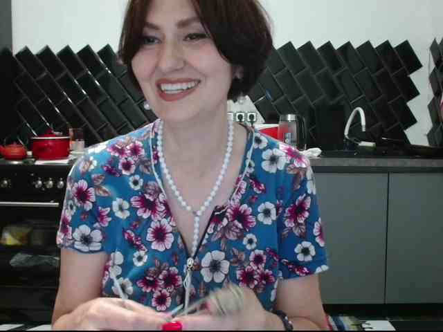 ANGELALADI webcam