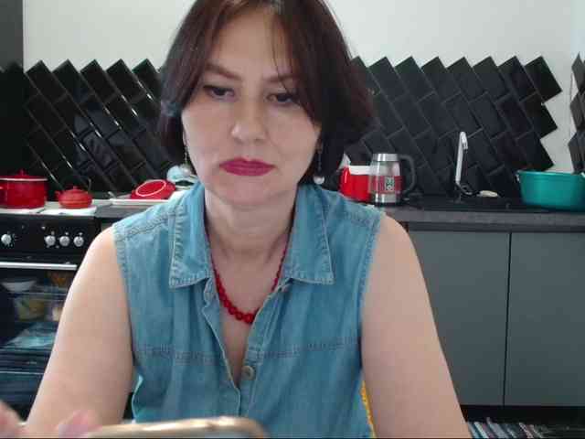 ANGELALADI