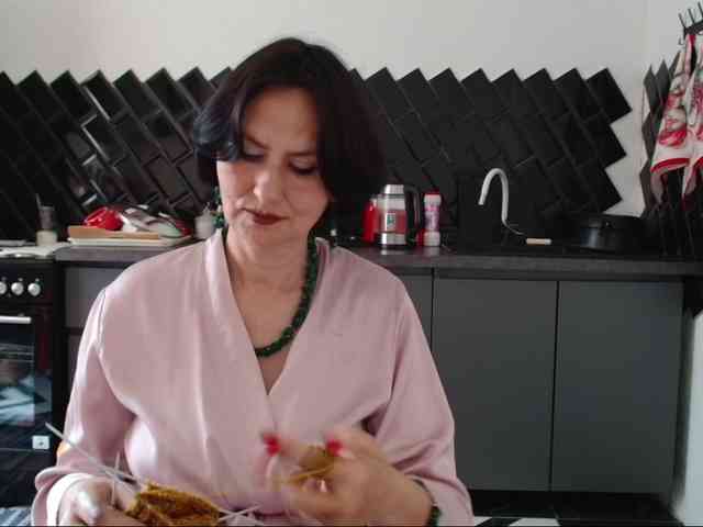 ANGELALADI