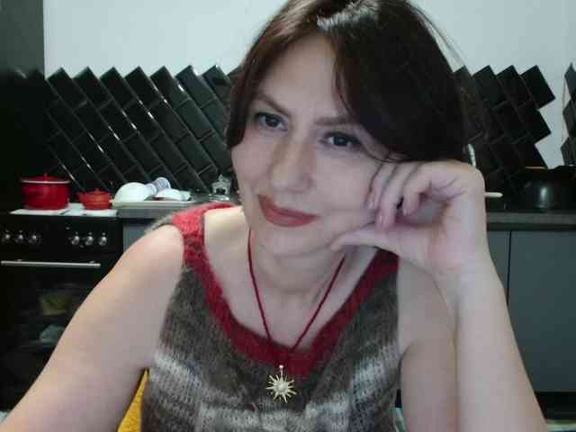ANGELALADI