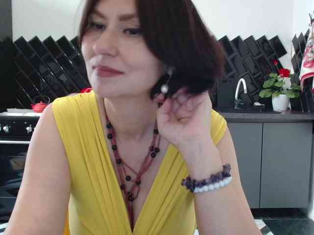 ANGELALADI webcam