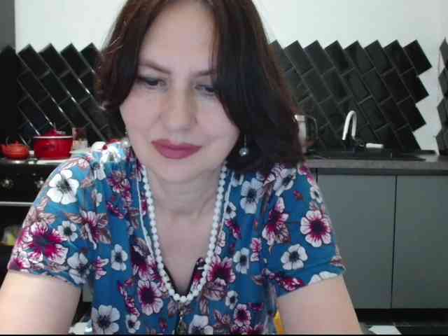 ANGELALADI