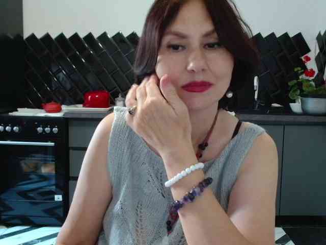 ANGELALADI webcam