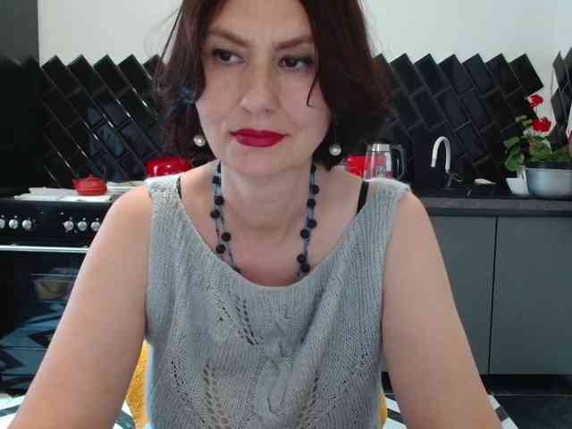 ANGELALADI webcam