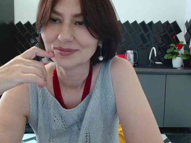 ANGELALADI webcam