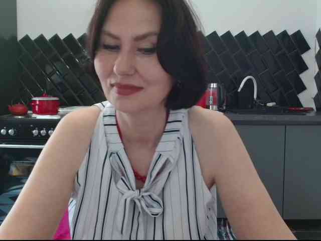 ANGELALADI webcam