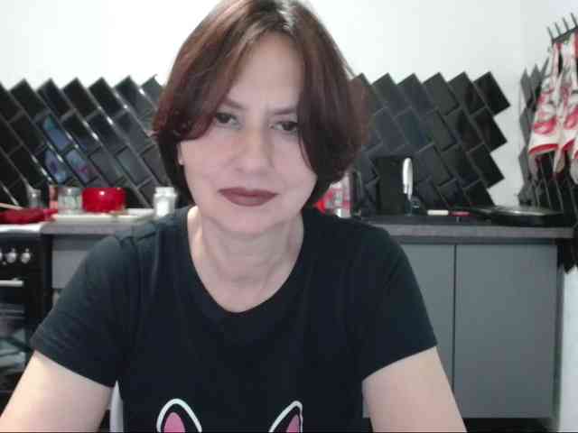 ANGELALADI