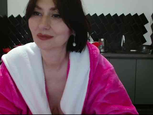 ANGELALADI