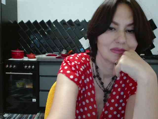 angelaladi's live room