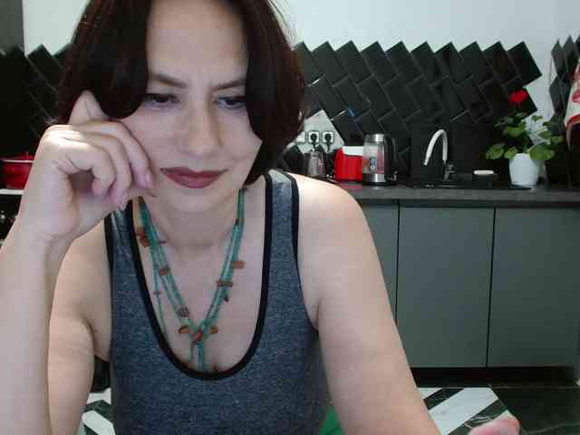 ANGELALADI webcam