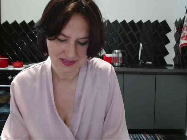 ANGELALADI webcam