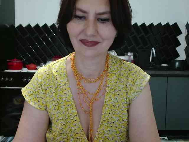 ANGELALADI webcam