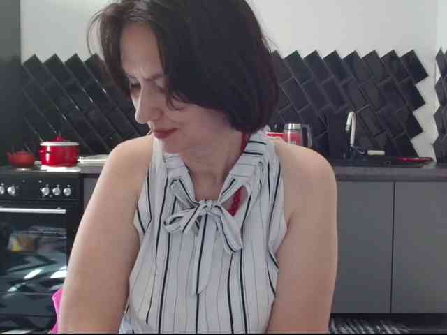 ANGELALADI