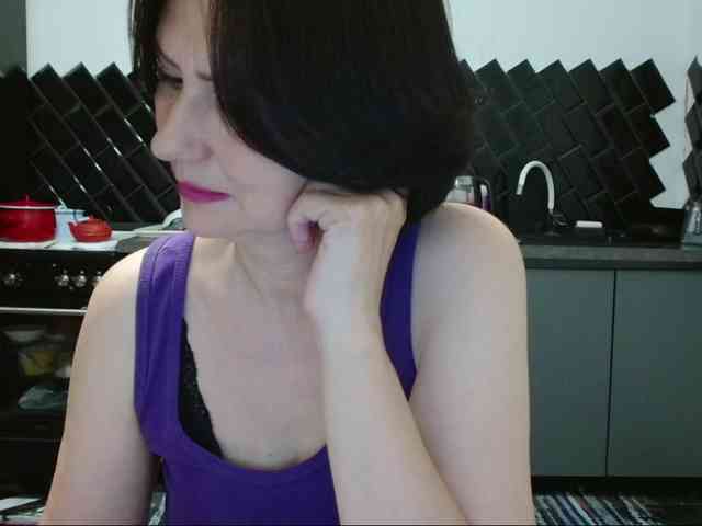 ANGELALADI webcam