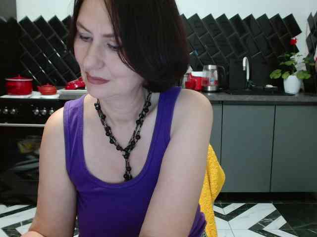ANGELALADI webcam