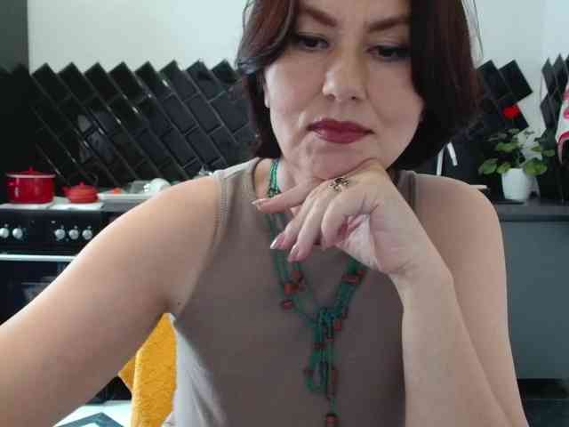 ANGELALADI webcam
