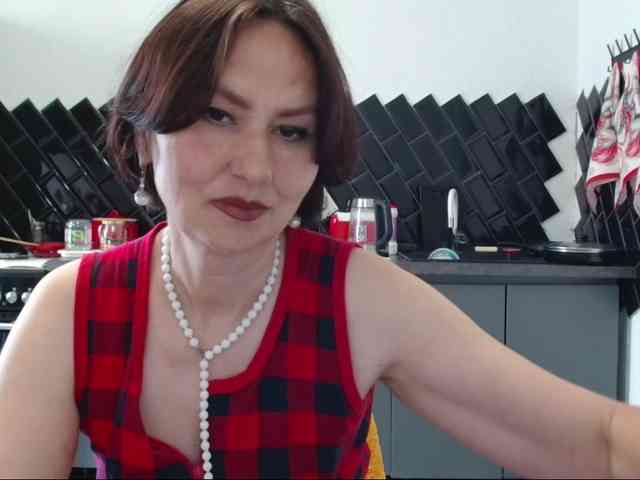 ANGELALADI