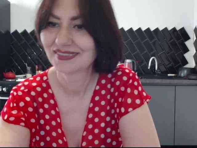 ANGELALADI
