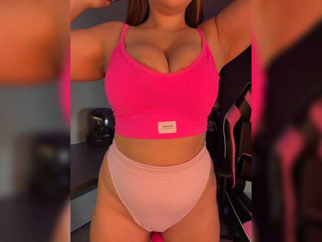 BloomJuliette live cam on BongaCams